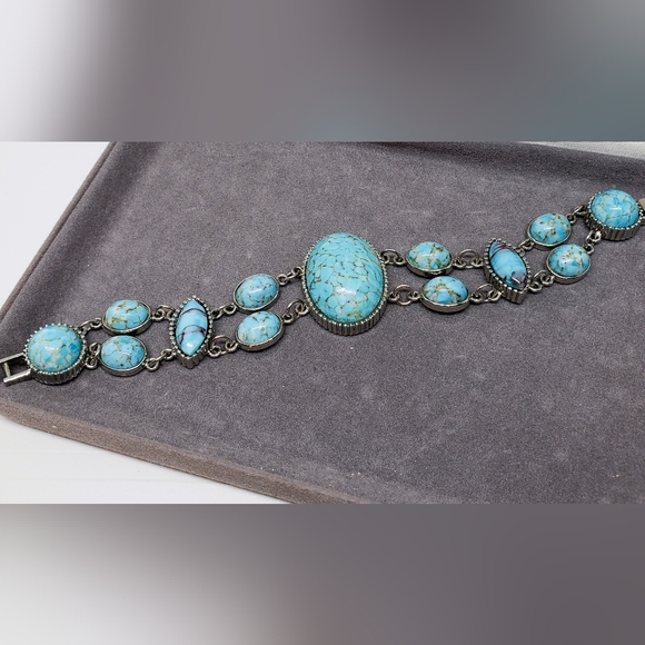 Vintage Blue Turquoise Silver Oval Bracelet - Picture 5 of 11